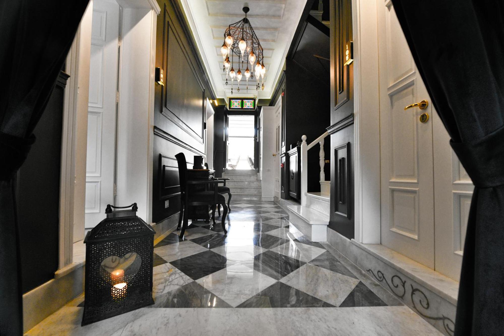 Siyah Lale Cunda 1841 (Adults Only) Hotel Ayvalı Exterior foto