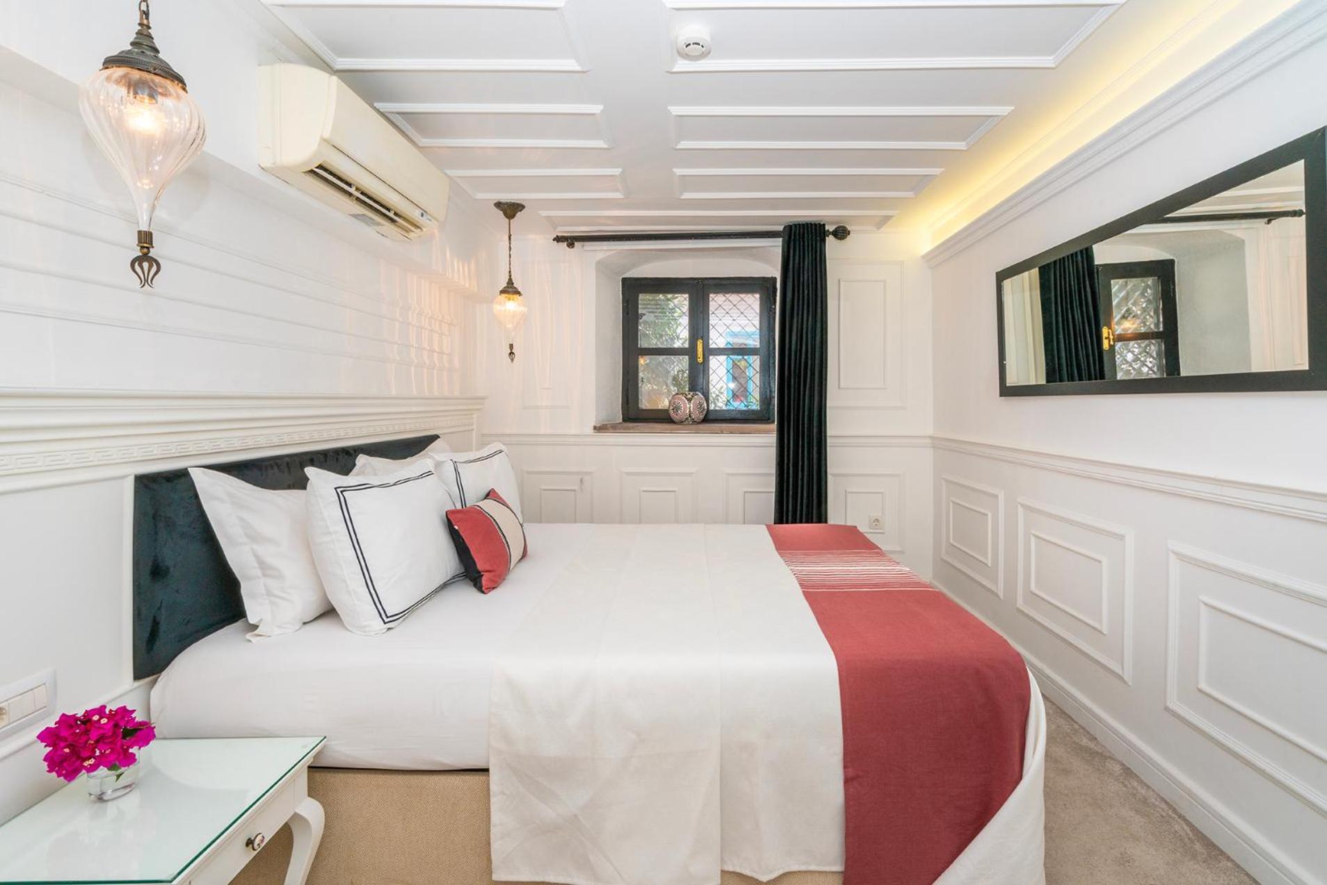 Siyah Lale Cunda 1841 (Adults Only) Hotel Ayvalı Exterior foto