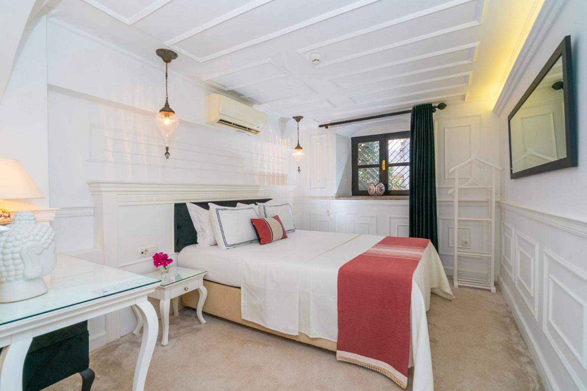 Siyah Lale Cunda 1841 (Adults Only) Hotel Ayvalı Exterior foto
